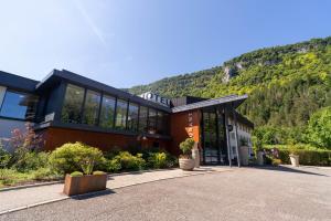 Hotels Logis Hotel L'Embarcadere : photos des chambres