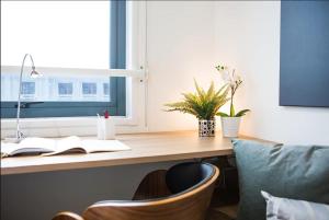 Student Only Bronze Ensuite Upper Level Islington Residence