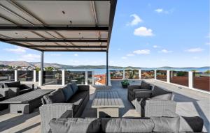 Amazing Apartment In Zaboric-Brodarica With Wifi