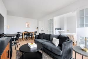 Blueground Battery Park City rooftop nr Hudson River NYC-586