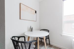 Blueground Capitol Hill rooftop wd nr park SEA-802