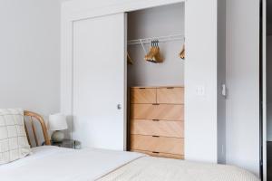 Blueground Capitol Hill rooftop wd nr park SEA-802