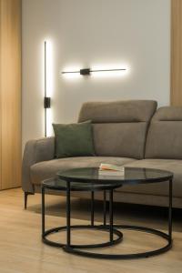 Modern Apartment in Top Center I Steps from Beach by Flat Mаnаger