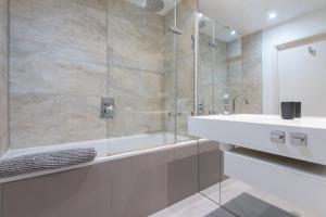 Old Street Gem - Modern Apartment