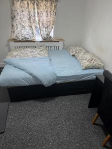 Four Bed Garden Luxe Enfield