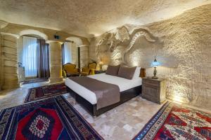Kayatas Cave Suites