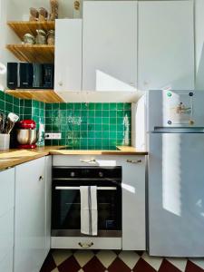 Paris rooftop retreat with sunny balcony