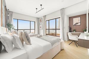 JBR 3BR Palm Jumeirah & Sea Views, Pool & Gym Access