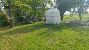 Appartements Studio Amboise, parking, terrasse et jardin : photos des chambres