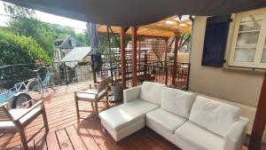 Appartements Studio Amboise, parking, terrasse et jardin : photos des chambres