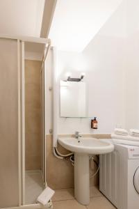 Suite nel Cuore di Milano - B Home