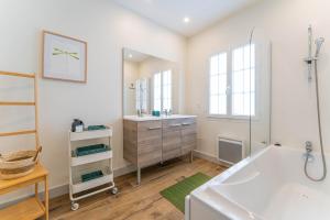 Maisons de vacances Domaine du Flamand - Gites du Pin Sec cote OCEAN : Maison 2 Chambres