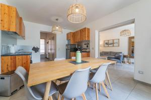 Appartements Domaine du Flamand - Gites du Flamand cote Piscine : photos des chambres