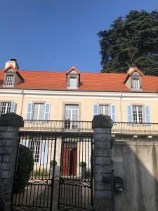 B&B / Chambres d'hotes Chambre - Maison de Maitre du XVIIe : photos des chambres