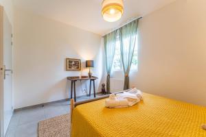 Appartements Domaine du Flamand - Gites du Flamand cote Piscine : photos des chambres