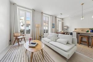Appartements Bernardy - Sublime T3 a Longchamp : Appartement 2 Chambres
