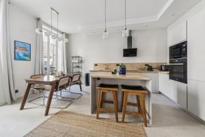 Appartements Bernardy - Sublime T3 a Longchamp : photos des chambres