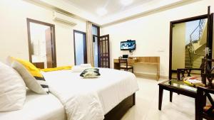 OLIVE Service Apartments Golf Course Road Gurgaon