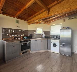 Къща за гости тип Бунгало Арапя, Царево