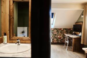 Hotels La Maison Rouge : photos des chambres