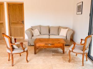 Radegonde - Maison de charme avec piscine