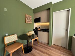 Apartamento redecorado em Moema com piscina The Tsue Palace