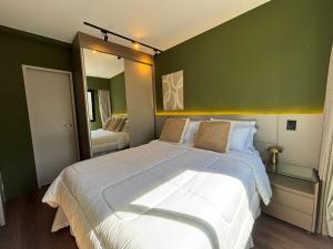 Apartamento redecorado em Moema com piscina The Tsue Palace