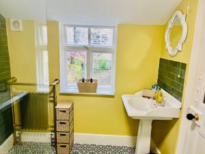 Historic Rothbury Gem- West End House