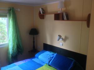 Charmant mobil home au Cap Ferret, idéalement situé dans un camping 4 étoiles Sibulu les Embruns à Claouey