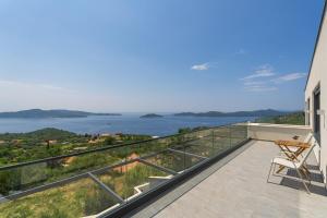 Green Sunrise Villa - Stunning Sea View Luxury Villa with Private Pool