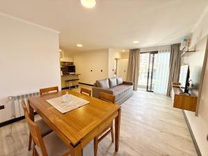 Constantino 6 Apartments