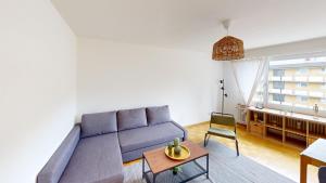 Basic & Simple on Langgrütstrasse