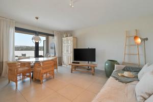 Luma Apartment Arenal Dream by Marhen Homes