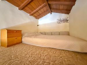 Downtown Aegina Loft-Style Apartment