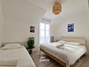 House for 10 people, Disneyland