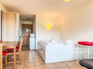 Apartment Valaisia 35A by Interhome