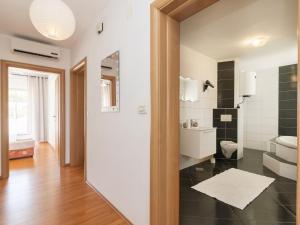 Apartment Anđa-3 by Interhome