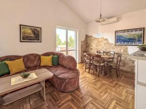 Apartment Ananina by Interhome