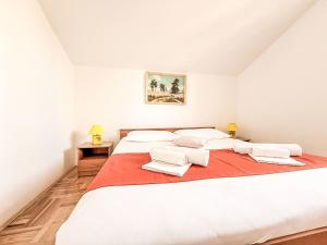 Apartment Ananina by Interhome