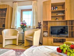 Apartment Lueg ins Land by Interhome