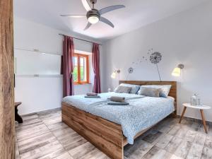 Holiday Home Villa Lucky by Interhome