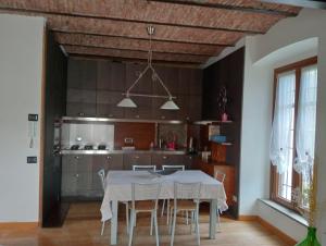 Elis home-Letto king 2,80m-Parcheggio-vicino ospedale