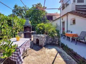 Apartment Marija by Interhome