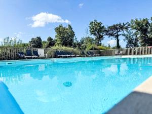 Appartements Apartment Chateau De Kergonano-15 by Interhome : photos des chambres