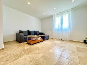 Romarin Haut villa 2 bedrooms Air conditioning garden