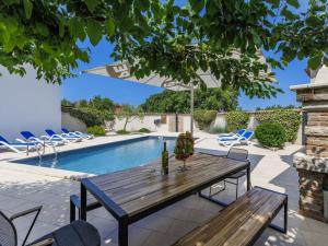 Holiday Home Darija by Interhome