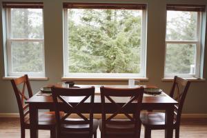 Lakeshore Lodging Apartment H