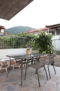 Elysian Stone Apartment I