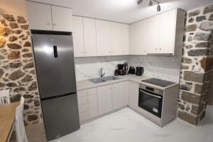 Elysian Stone Apartment I