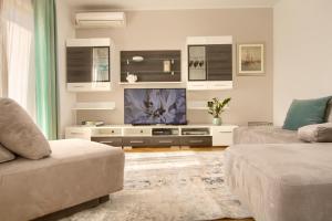 Sea and olive apartment